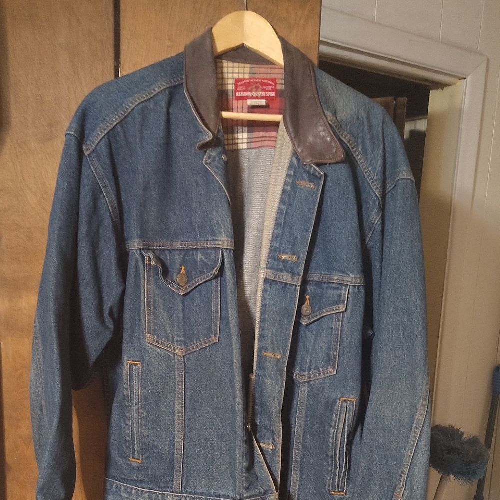 Levi's Blue Denim Jacket with Brown Collar